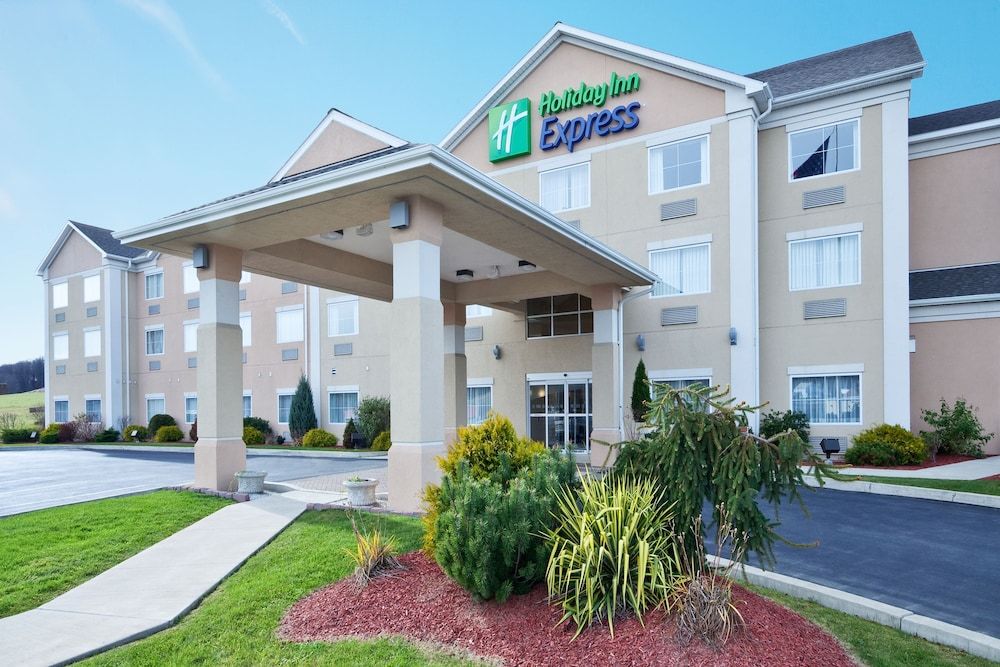 Holiday Inn Express Hotel & Suites Gibson by IHG 3 estrellas en New Milford