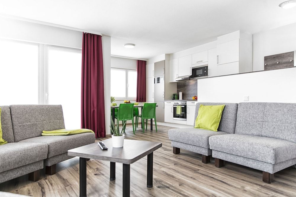 Business Homes - Das Apartment Hotel -1 estrellas en Burgau