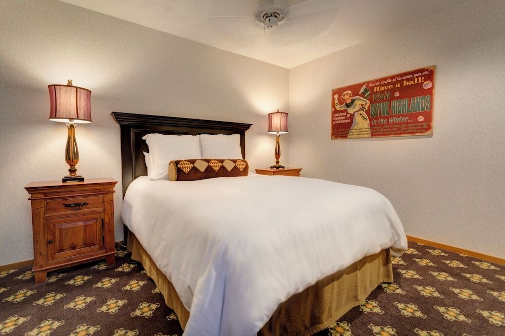 The Highlands at Harbor Springs 3