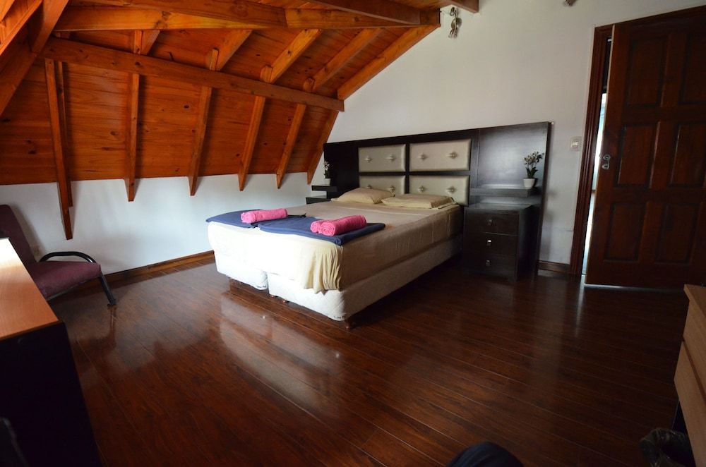 Casa Marina Argentina -1 estrellas en Monte Grande