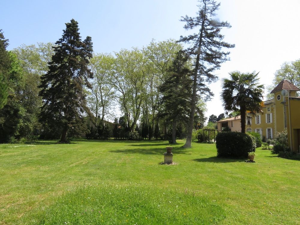 Château de La Prade -1 estrellas en Bram
