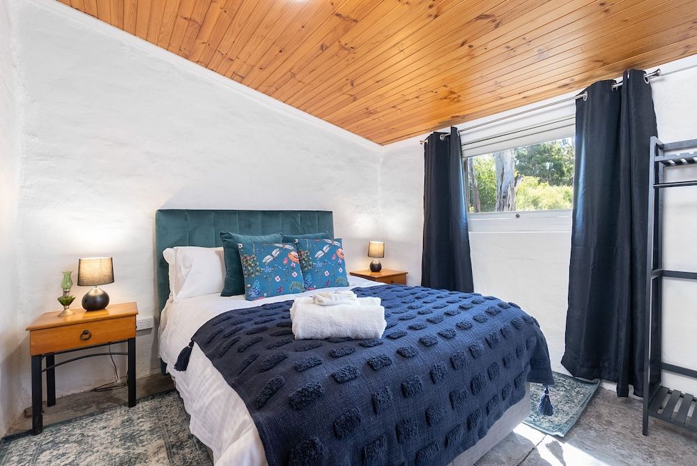 Reillys Wines Heritage Cottages 2