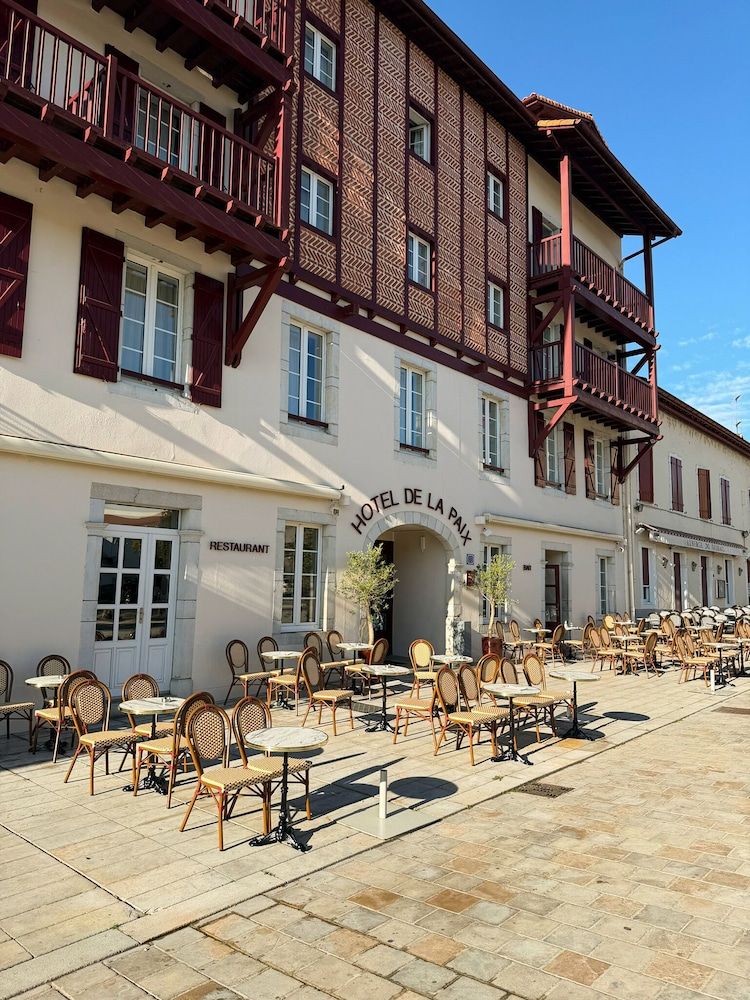 HOTEL DE LA PAIX 3 estrellas en Saint-Palais