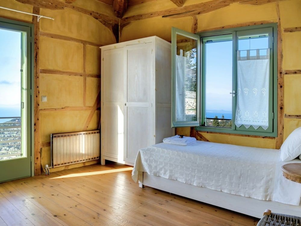 Charming, Warm Vacation Home, Private Pool, Privacy and Seaview, West Lefkas 3