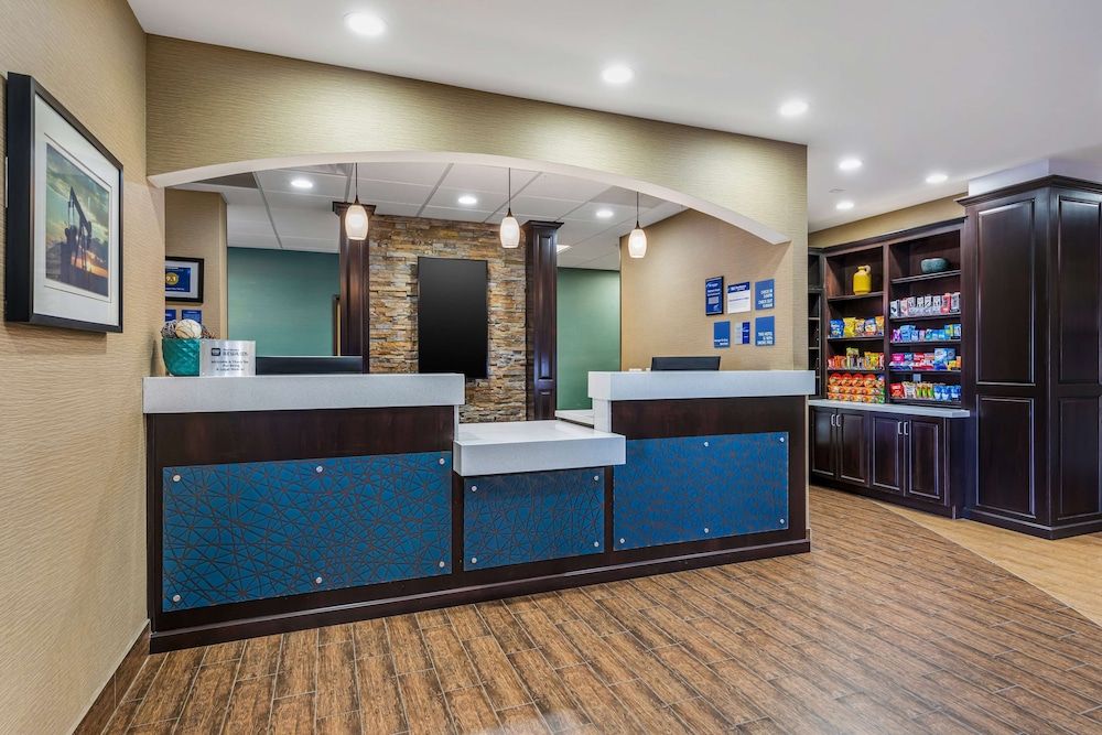 Best Western Plus Taft Inn 3
