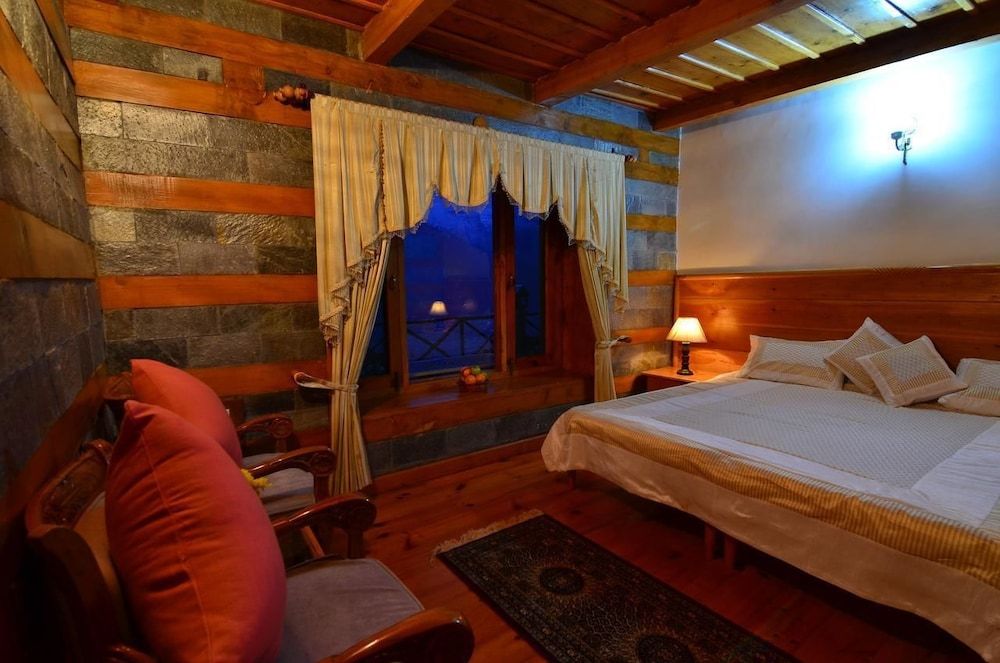 Himalayan Kothi Kais 2