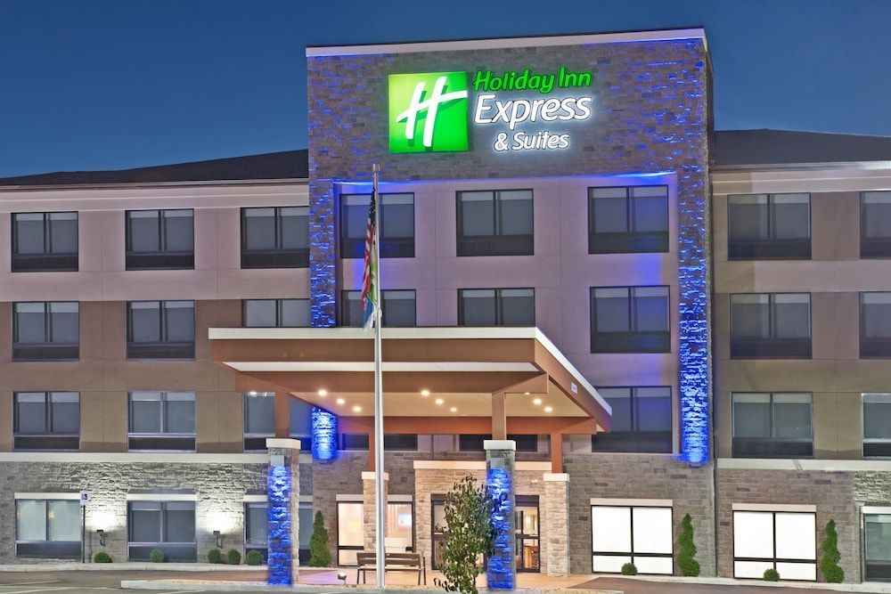Holiday Inn Express & Suites Uniontown by IHG 2 estrelas em Uniontown
