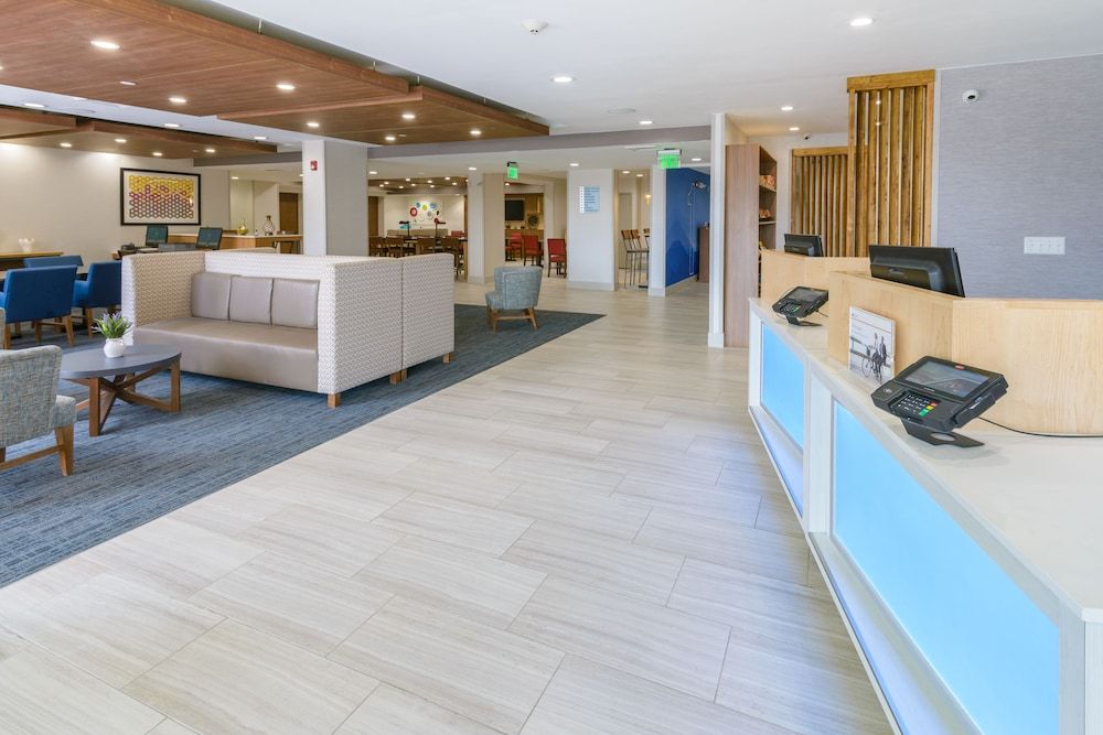 Holiday Inn Express Southington by IHG 2