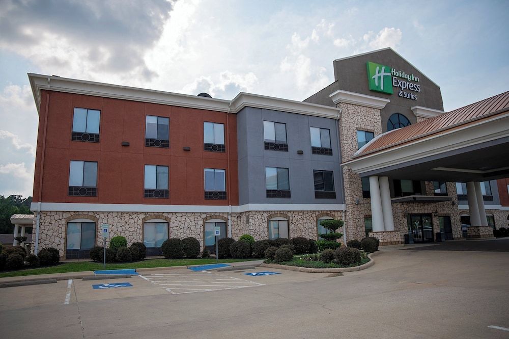 Holiday Inn Express & Suites Center by IHG 2 estrellas en Center