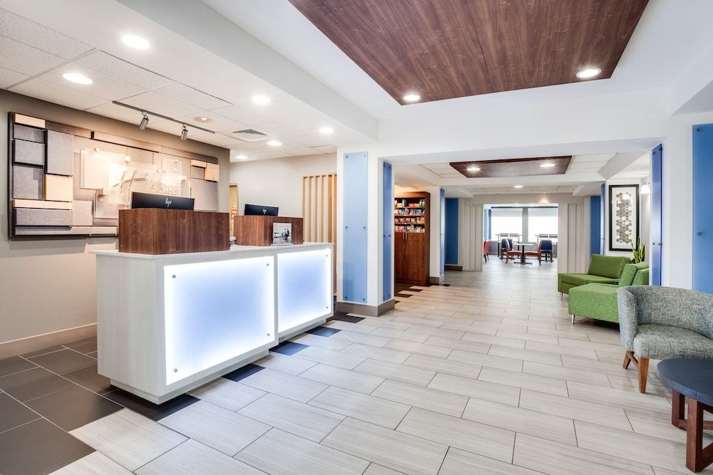 Holiday Inn Express Hotel & Suites Clewiston by IHG 2
