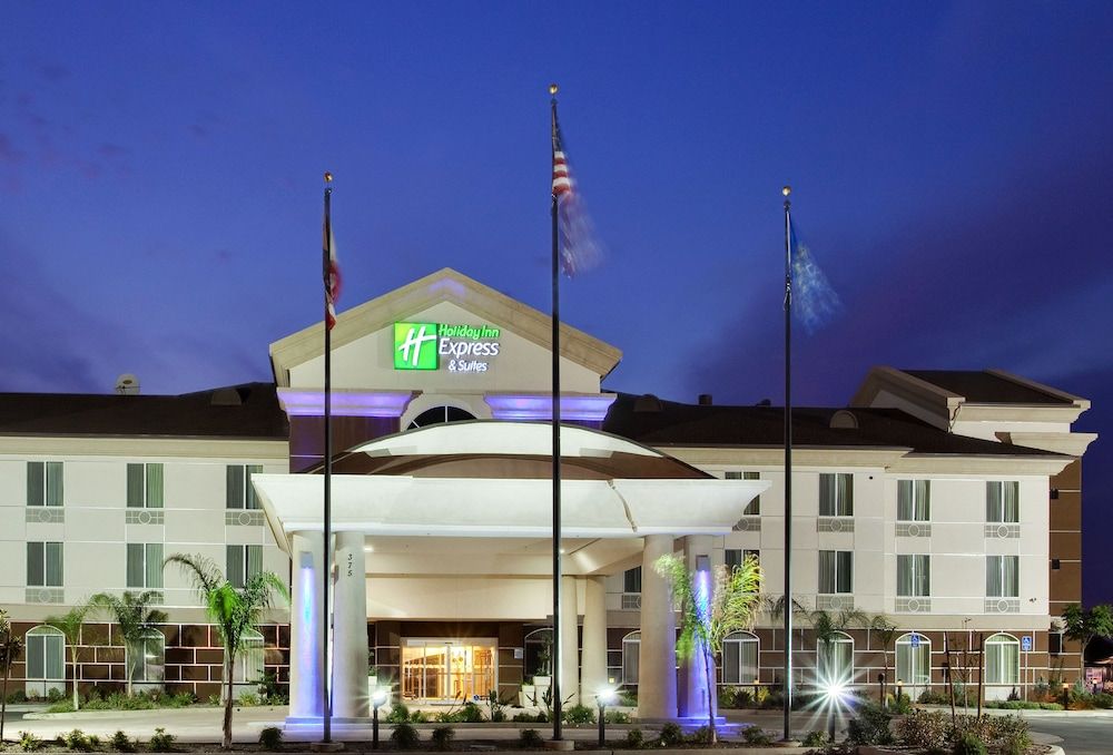 Holiday Inn Express & Suites Dinuba West by IHG 2 estrellas en Dinuba