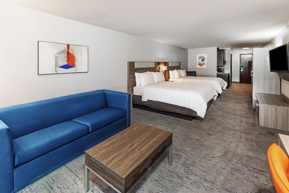 Holiday Inn Express Hotel & Suites Dumas by IHG 3