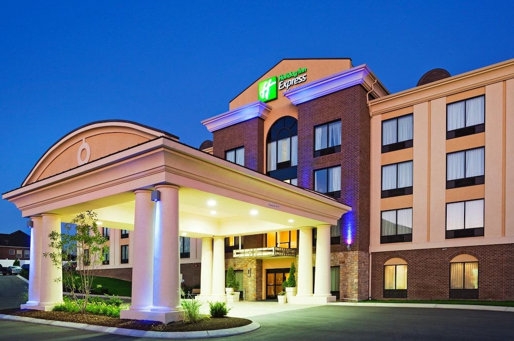 Holiday Inn Express & Suites Smyrna by IHG 2 estrelas em Smyrna