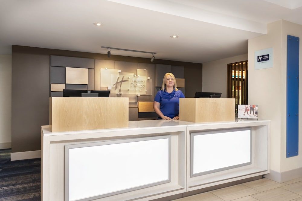 Holiday Inn Express Hotel & Suites Durant by IHG 2