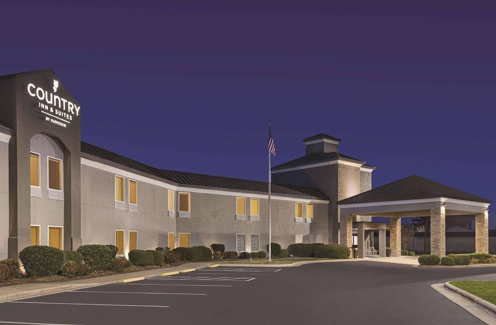 Country Inn & Suites by Radisson, Dunn I-95 3 estrellas en Dunn