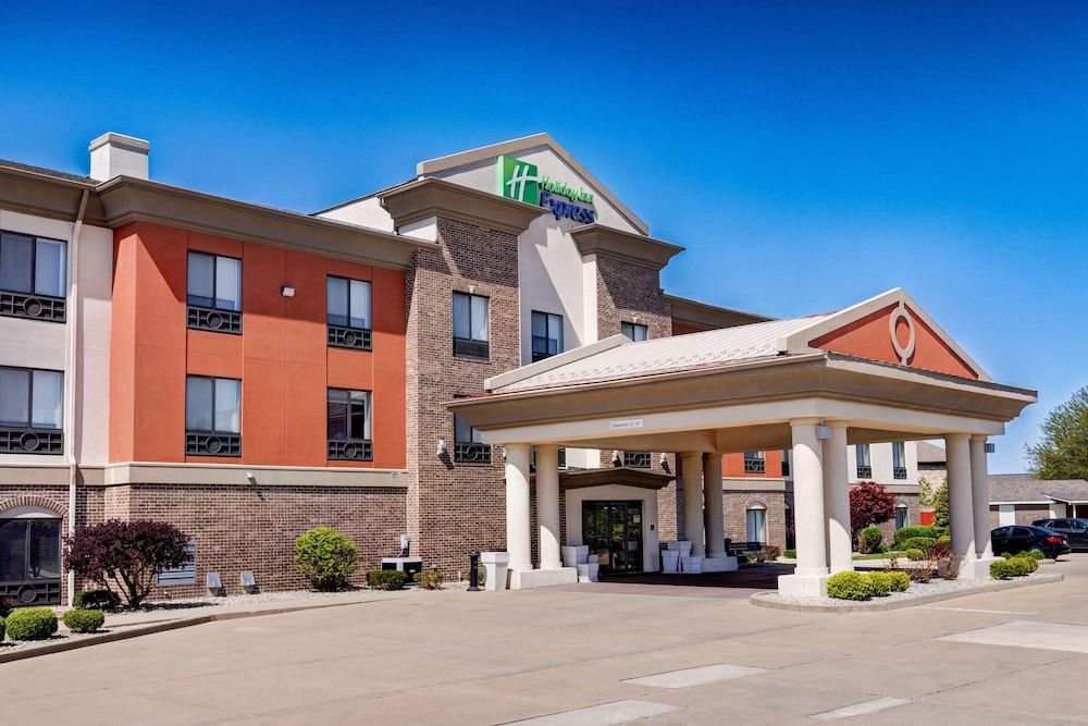 Holiday Inn Express & Suites Shelbyville Indianapolis by IHG 2 estrelas em Shelbyville