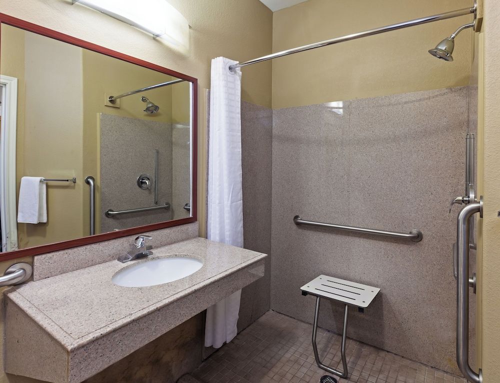 Candlewood Suites Hotel Texas City by IHG 3