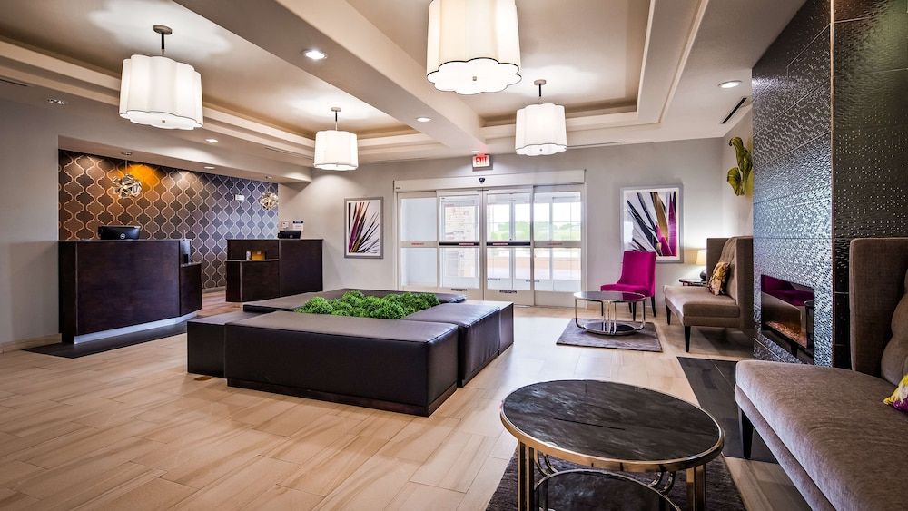 Best Western Plus Dilley Inn & Suites 3 estrellas en Dilley