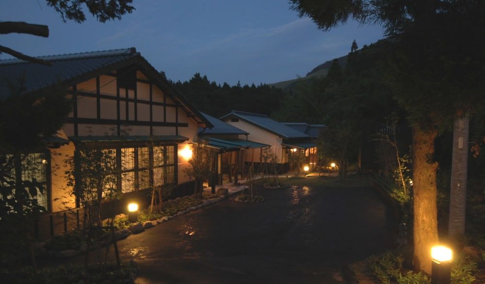 Ryokan Nanakamado 3 étoiles à Kokonoe