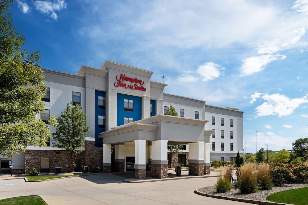 Hampton Inn & Suites Canton 3 estrelas em North Canton