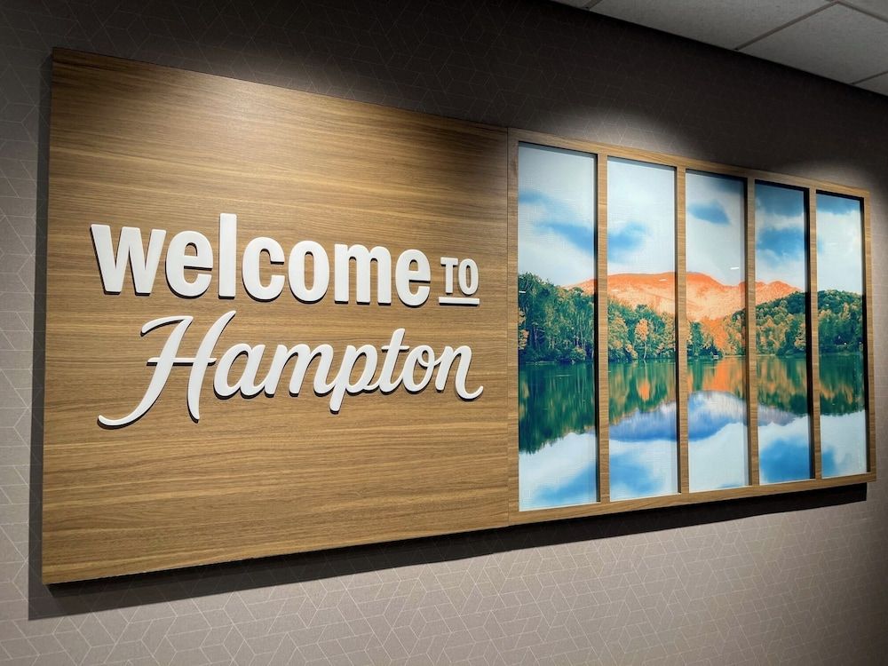 Hampton Inn & Suites Woodstock, VA 2