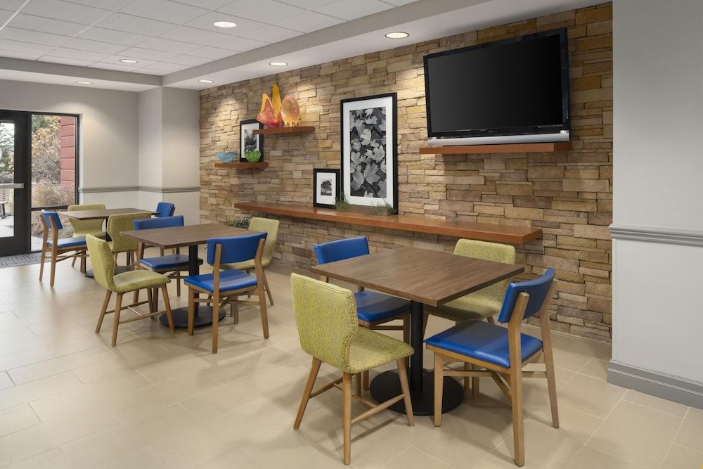 Hampton Inn Elmira/Horseheads 3