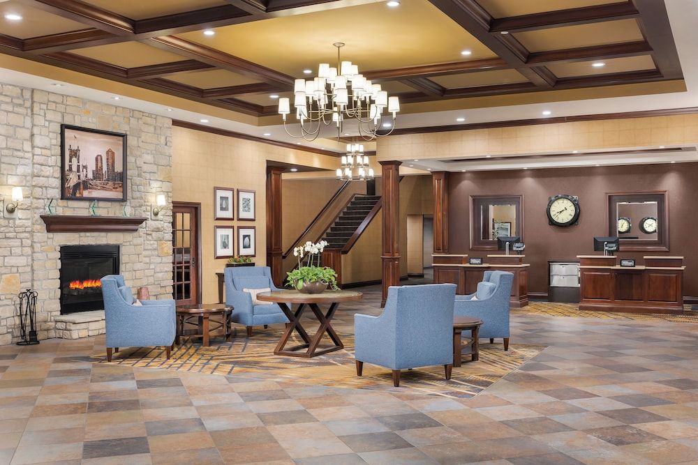 DoubleTree by Hilton Cincinnati Airport 2