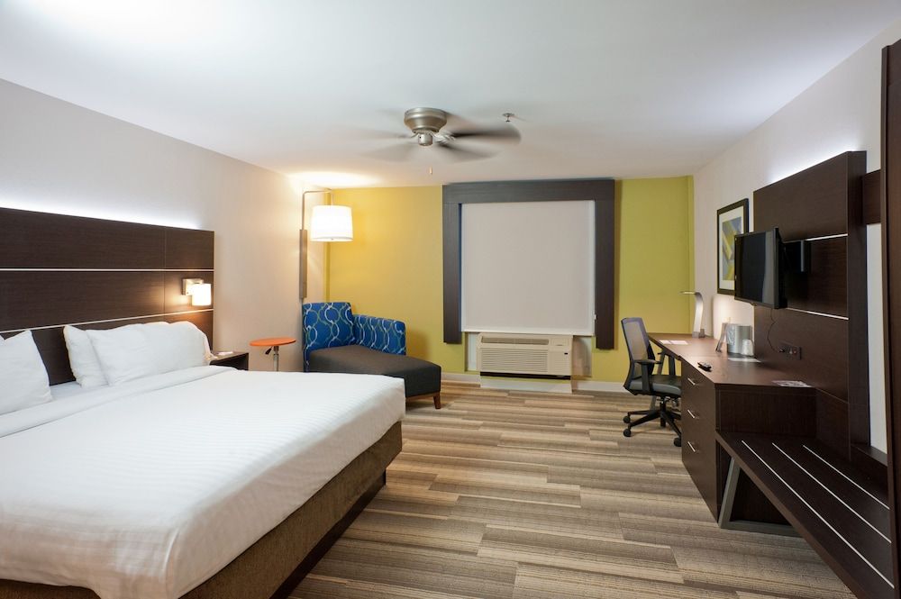 Holiday Inn Express Hotel & Suites Scott - Lafayette West by IHG 3