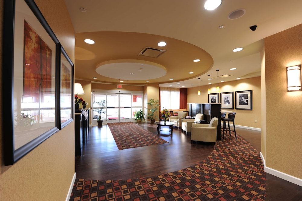 Hampton Inn Suites Scottsboro 3