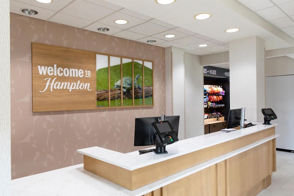 Hampton Inn & Suites Jennings 3