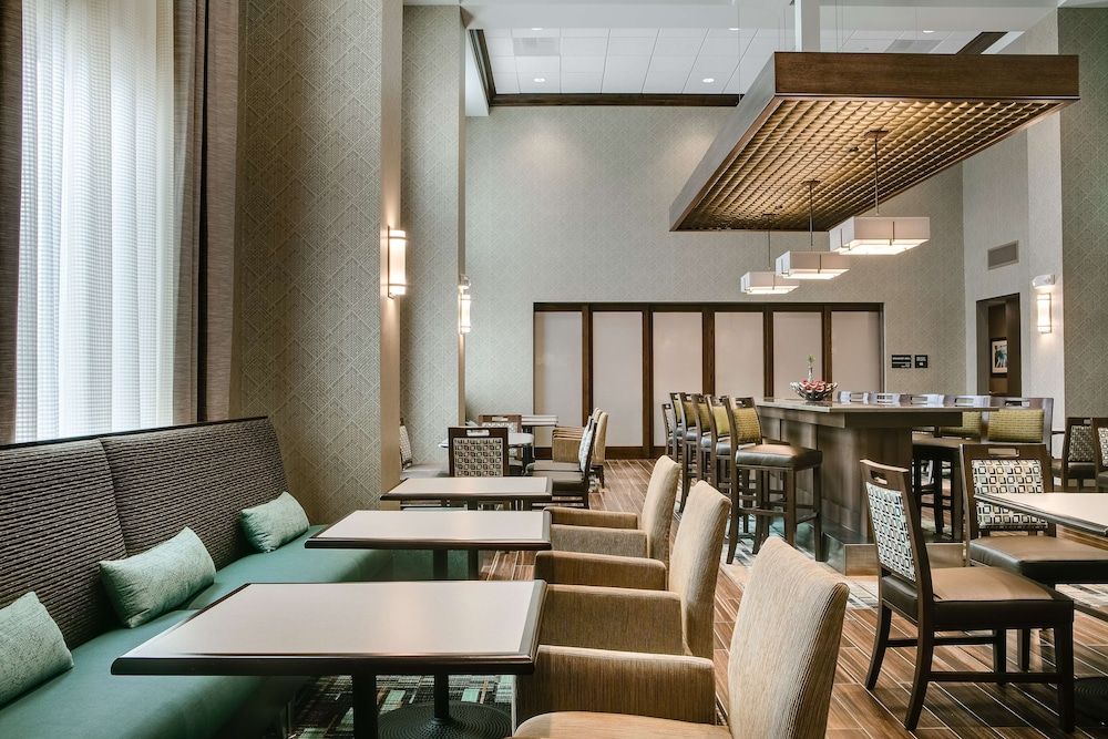 Hampton Inn & Suites Mason City 3