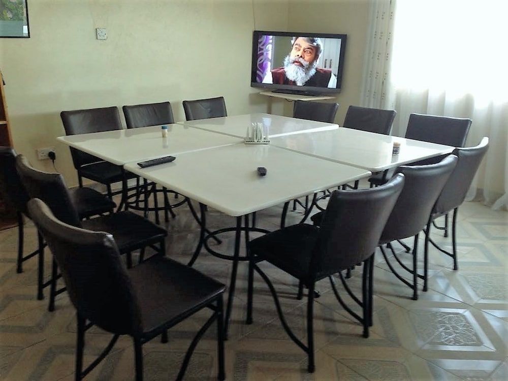 Nairobi Transit Lounge 2
