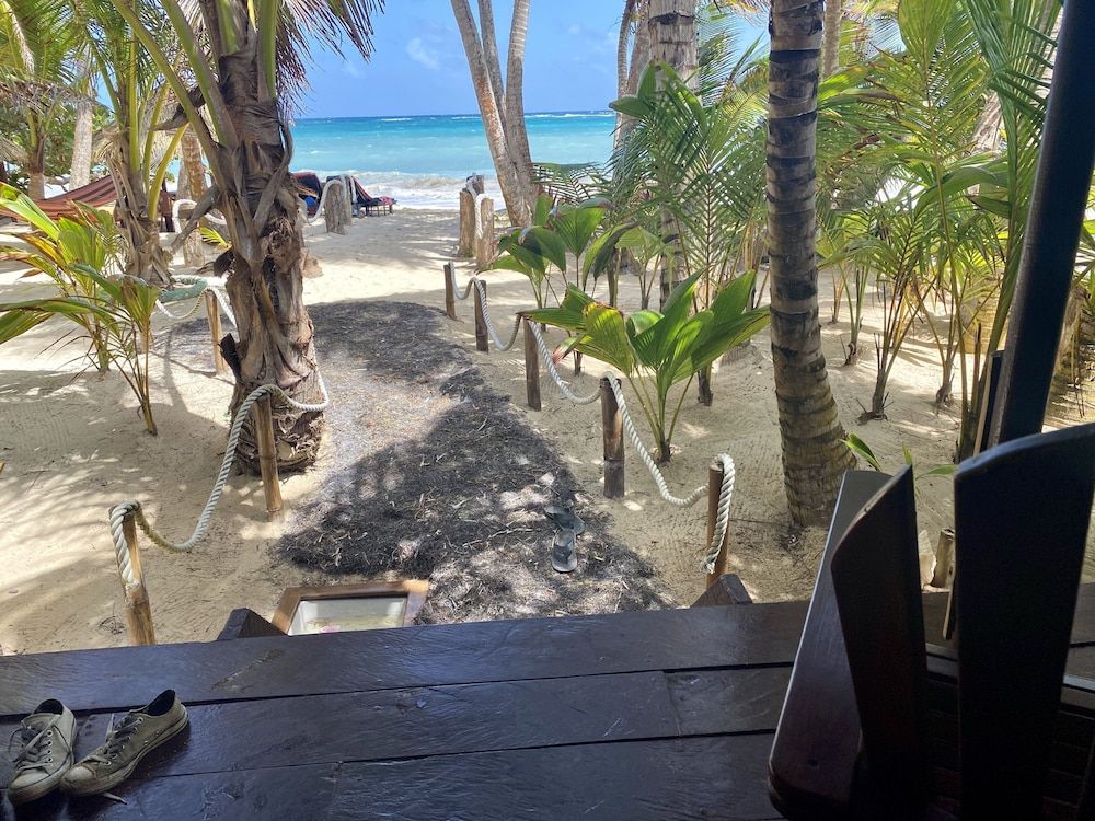 Little Corn Beach and Bungalow 3