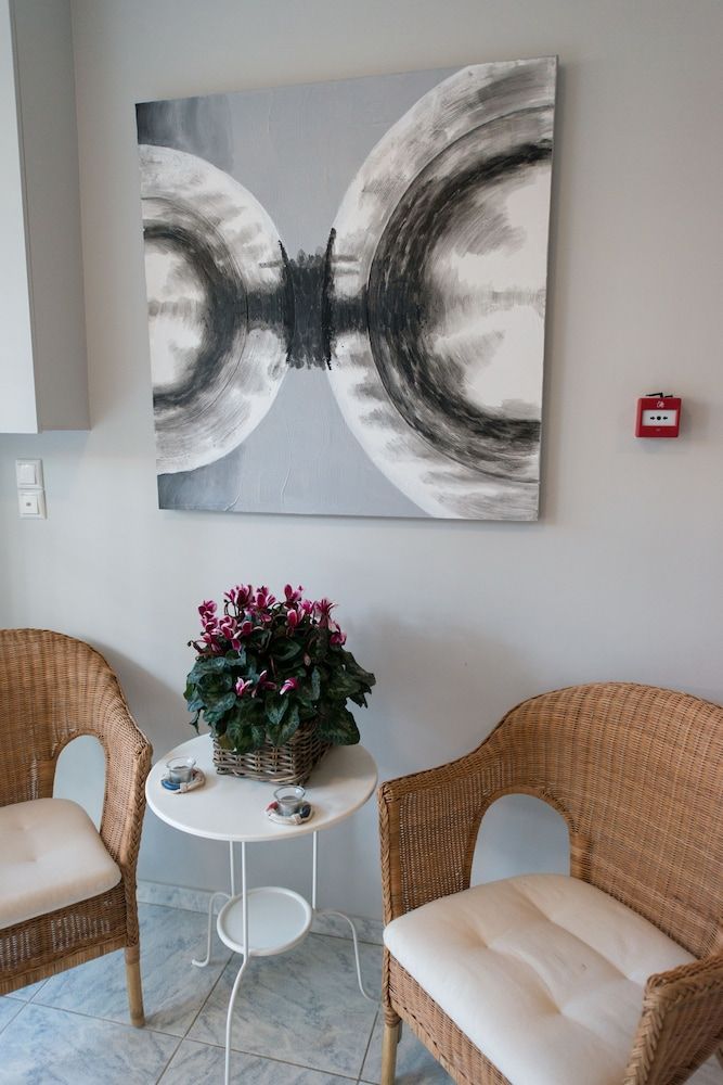 Regalo Apartments 3