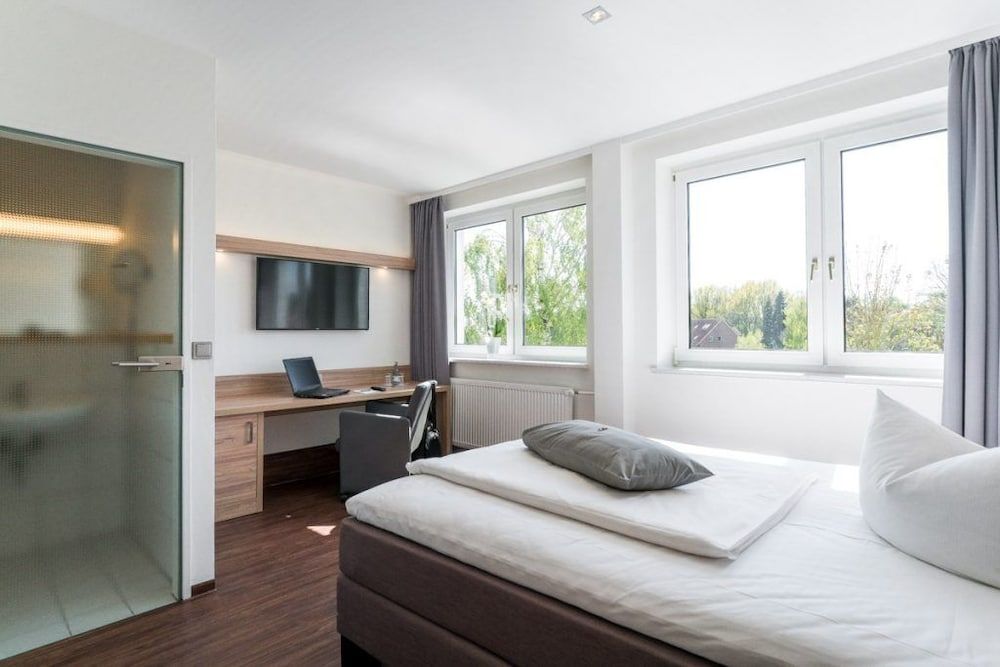 Trend Hotel 3