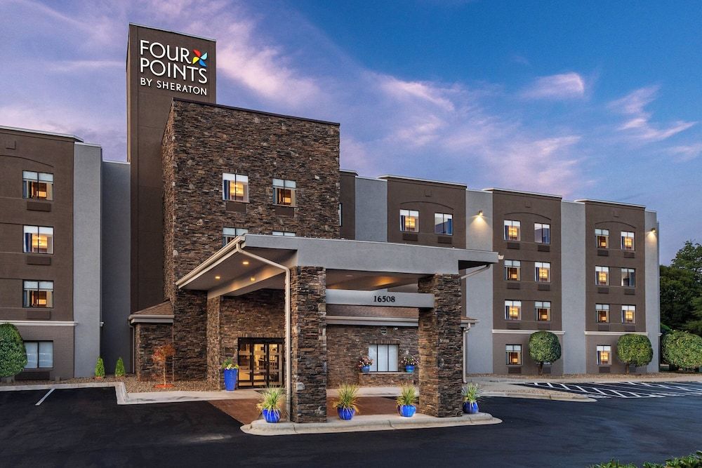 Four Points by Sheraton Charlotte - Lake Norman 3 estrelas em Huntersville