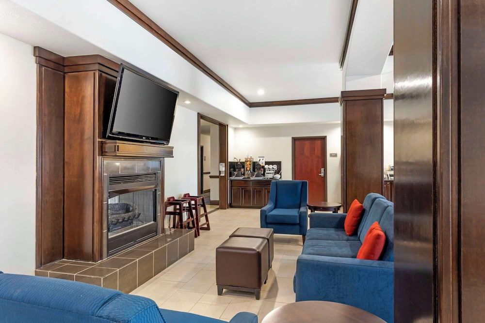Comfort Inn & Suites Mexia 3