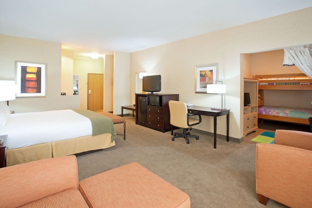 Holiday Inn Express & Suites Nogales by IHG 2