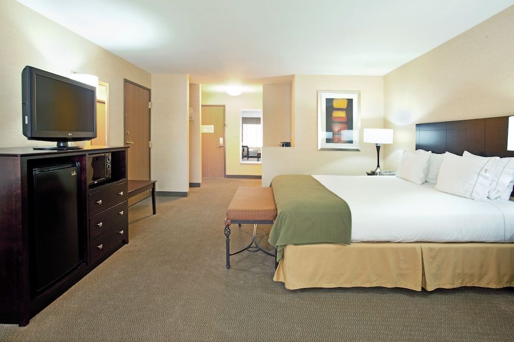 Holiday Inn Express & Suites Nogales by IHG 3