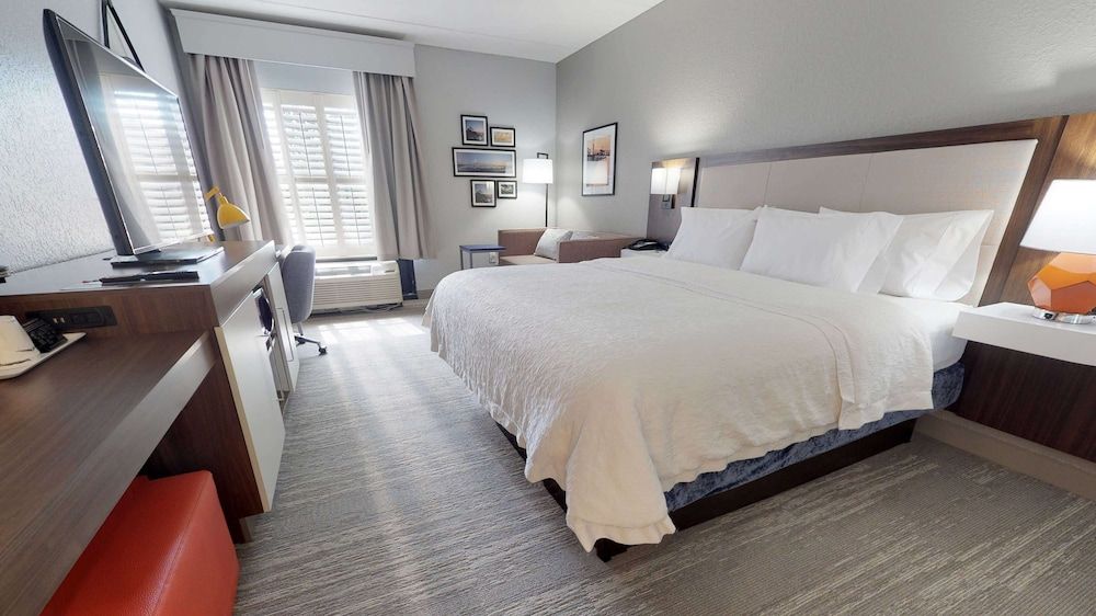 Hampton Inn St. Simons Island 3