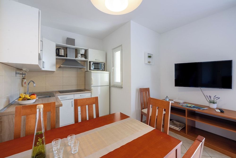 Apartments Vesna 4 estrellas en Porat