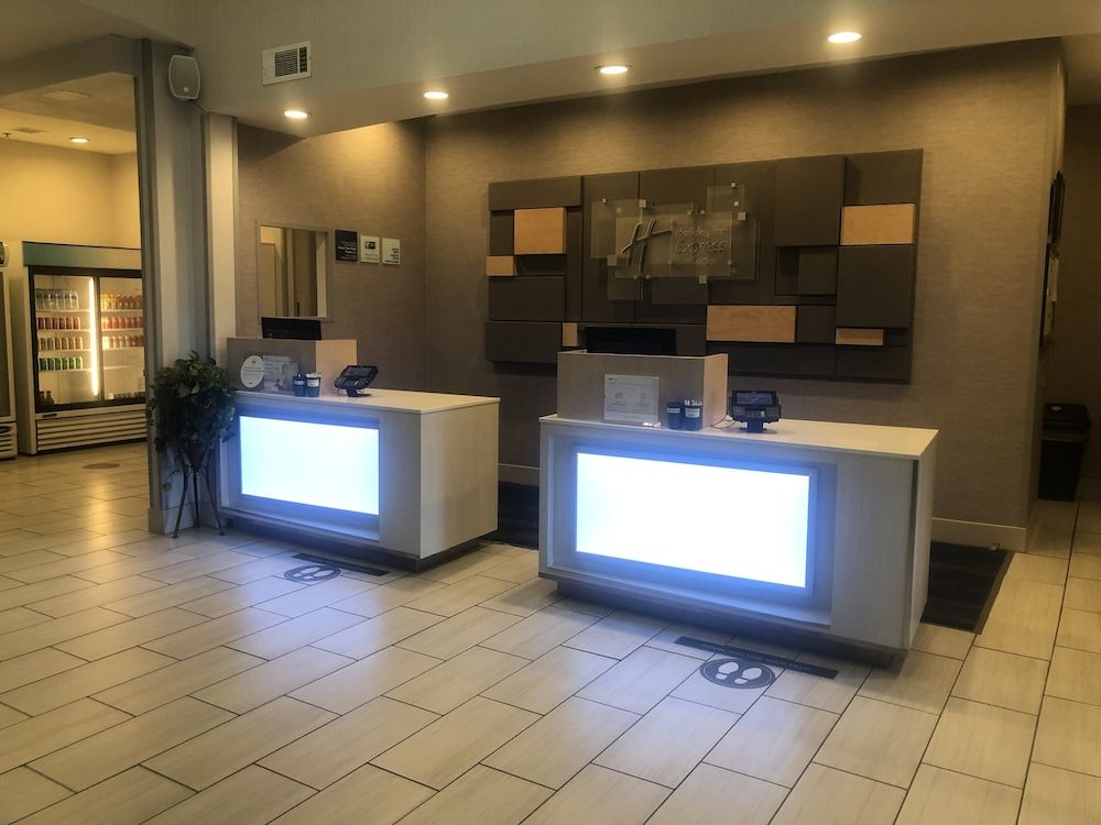 Holiday Inn Express & Suites Woodward by IHG 2