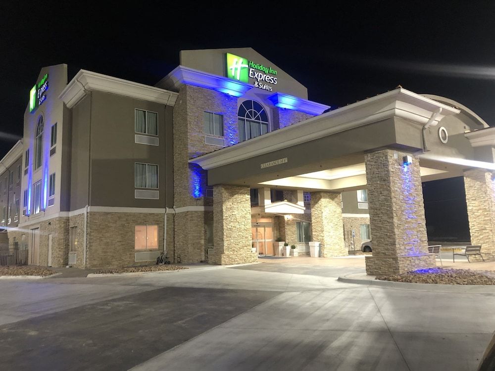 Holiday Inn Express & Suites Woodward by IHG 3 estrellas en Woodward
