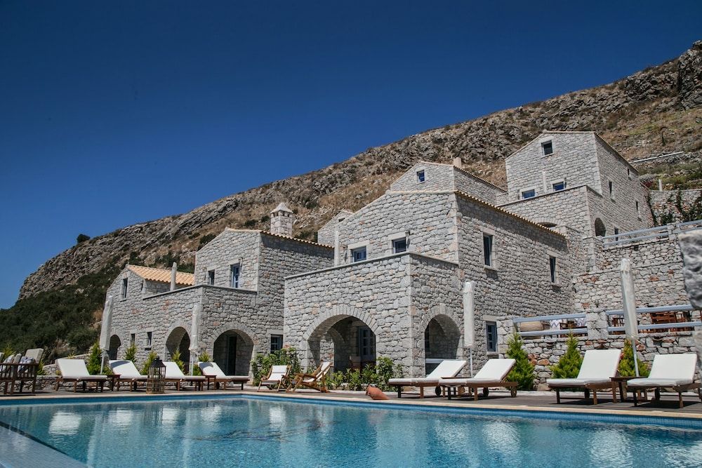 En Plo Luxury Suites -1 estrellas en Karavostasion