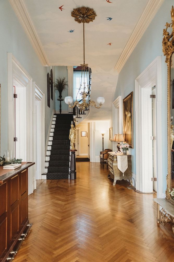 The Pepin Mansion Historic B&B -1 estrellas en New Albany