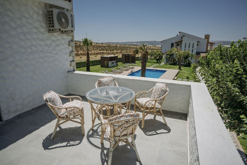 Ali Baba Ciftligi Alacati 3