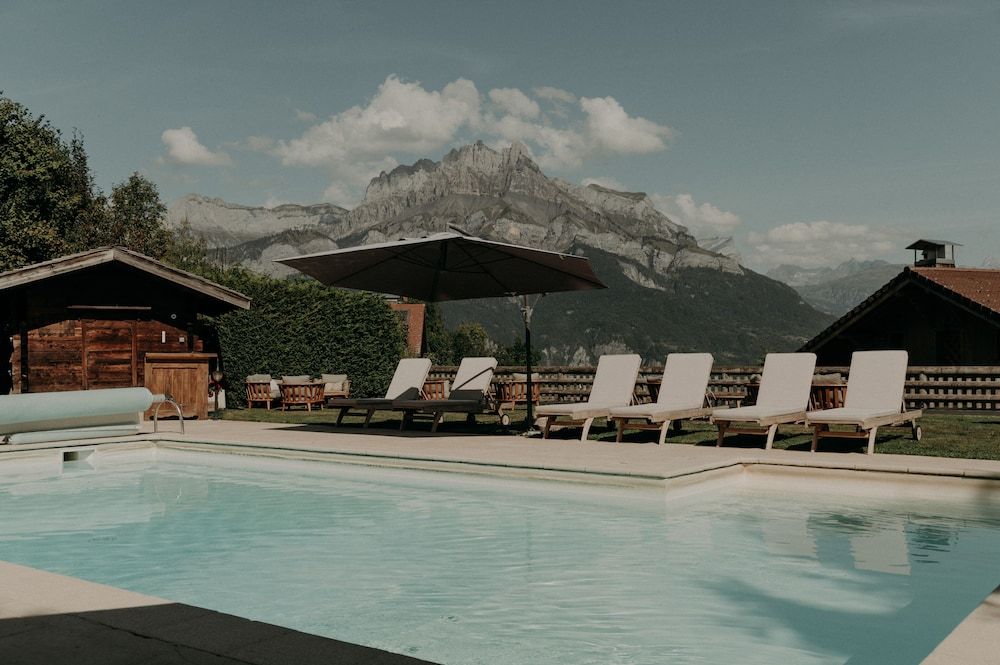 Hôtel Les Roches Fleuries 4 étoiles à Cordon