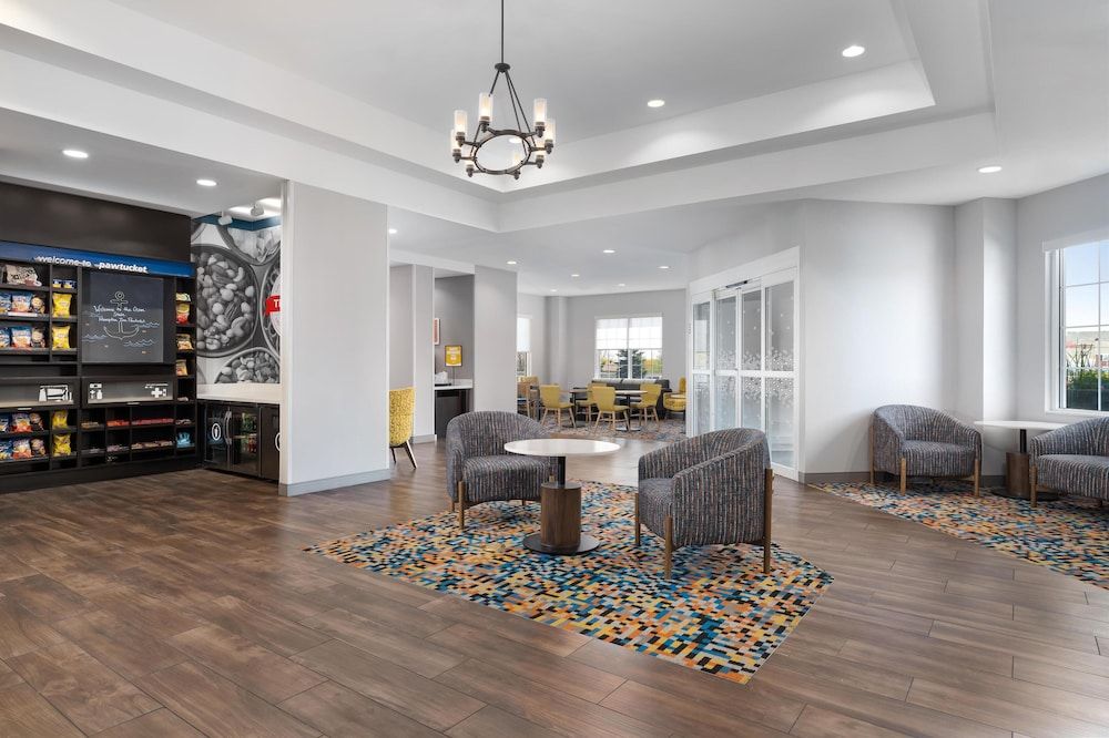Hampton Inn Pawtucket 2