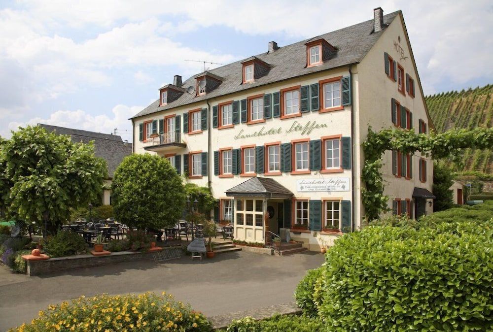 Landhotel Steffen -1 estrelas em Lieser