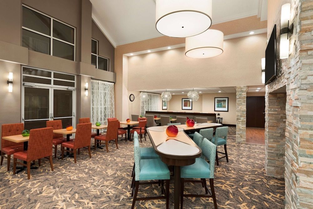 Homewood Suites Columbus Hilliard 2